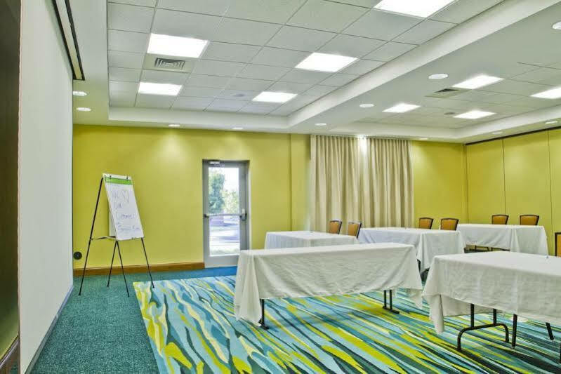 Springhill Suites By Marriott Charlotte Ballantyne Extérieur photo